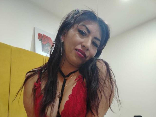 LiaStoness - Live porn &amp; sex cam - 21010750