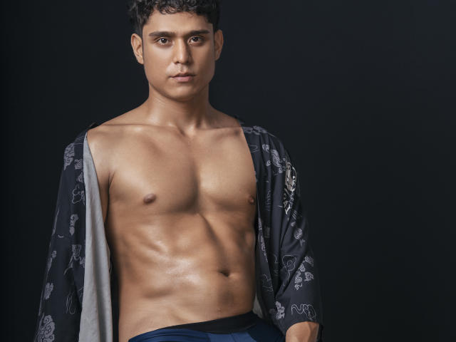 PervertRichi - сексуальная веб-камера в реальном времени - 21011170