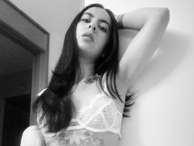 SarahLuna - Live porn &amp; sex cam - 21011338