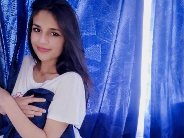 LauraCazu - Sexe cam en vivo - 21012674