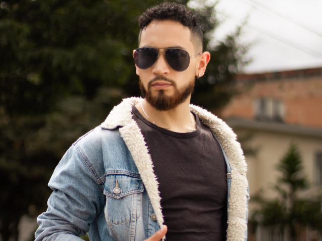 MassimoVicenzzo - Sexe cam en vivo - 21017510