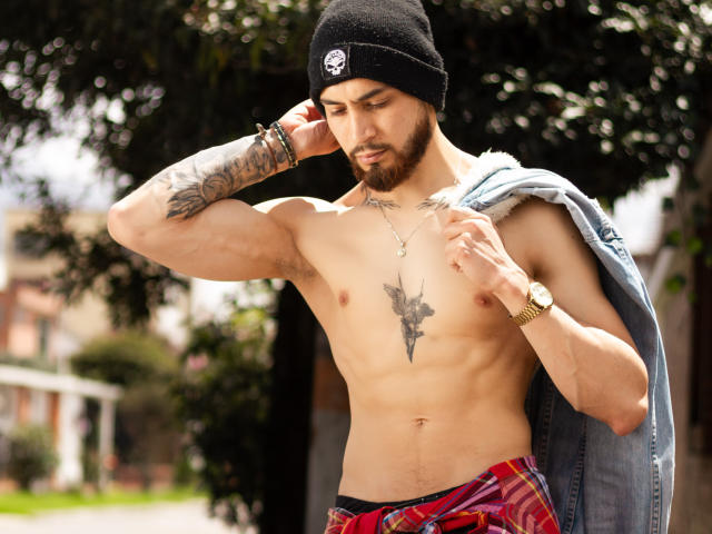 MassimoVicenzzo - Sexe cam en vivo - 21017534