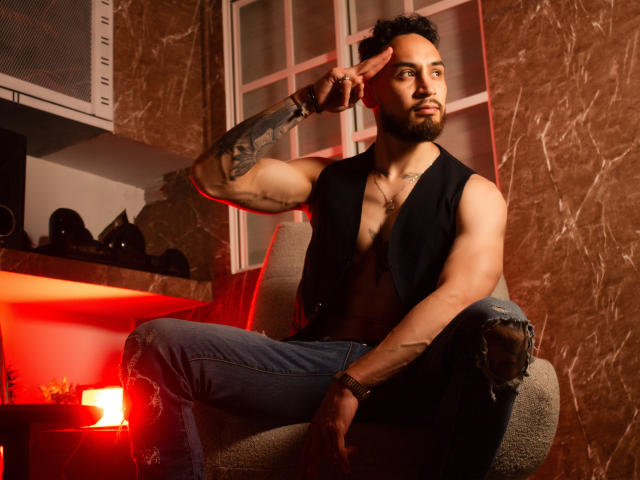 MassimoVicenzzo - Sexe cam en vivo - 21017554