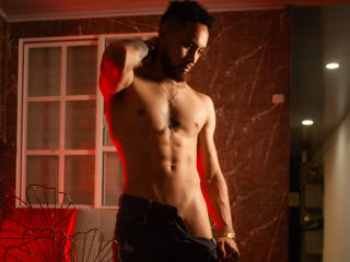 MassimoVicenzzo - Sexe cam en vivo - 21017570