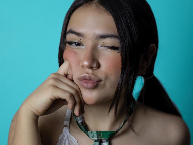 AlicemeMelade - Sexe cam en vivo - 21020898