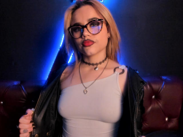 MarceWilliams - Porno na żywo i seks kamera - 21021574