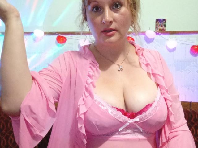 KelliRedhaer - פורנו בשידור חי ומצלמת סקס - 21026054