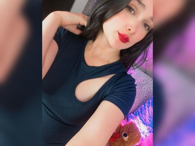 NataliaRivas - Live Sex Cam - 21027906
