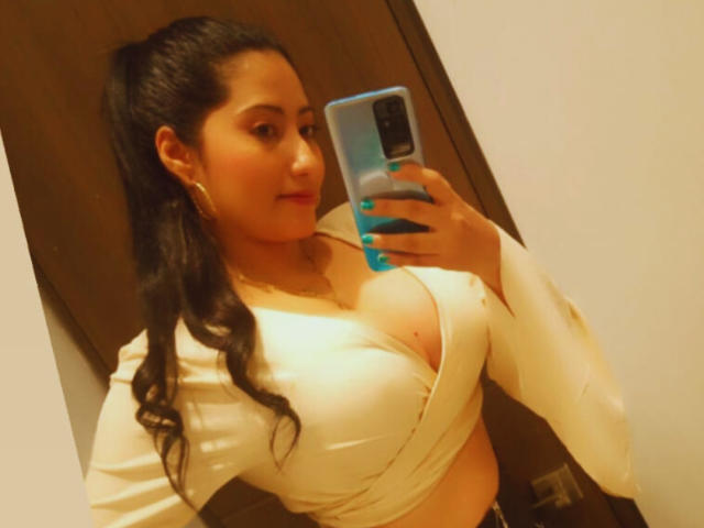 AlessandraMackaleng - сексуальная веб-камера в реальном времени - 21028482