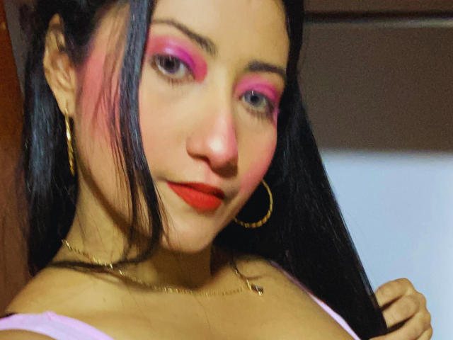 AlessandraMackaleng - Camera khiêu dâm &amp; quyến rũ trực tiếp - 21028502