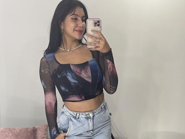 SarahXRouse - Live sex cam - 21029910