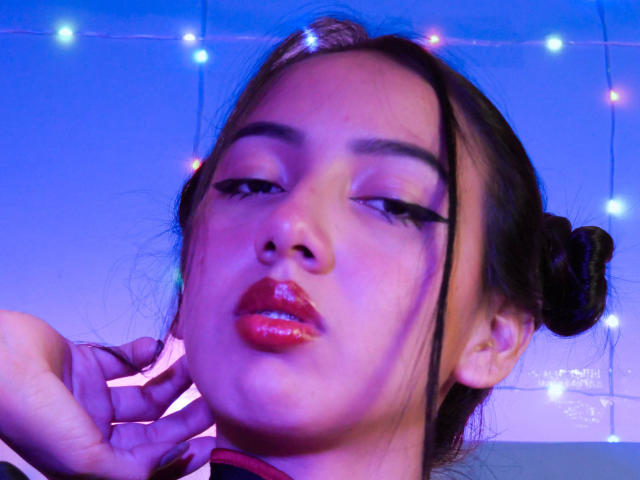 AnyaFloyd - Live porn &amp; sex cam - 21033770