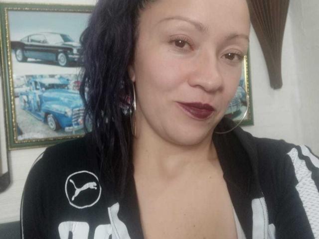 CharloteEzra - Live porn &amp; sex cam - 21034370