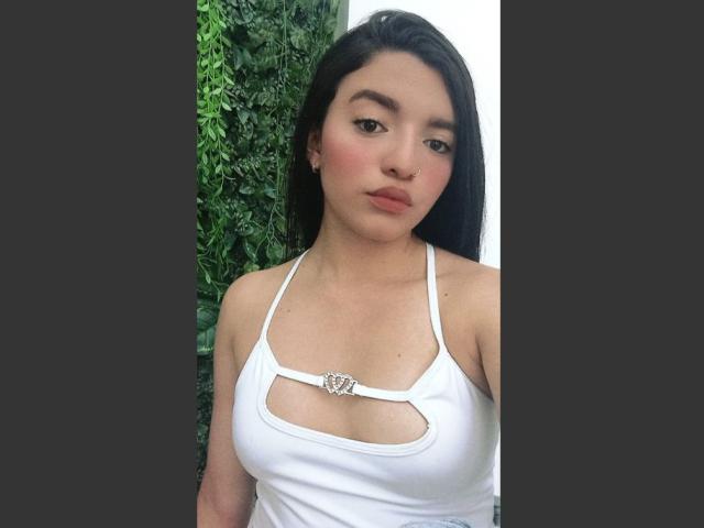 MiahSantos - Live porn &amp; sex cam - 21039186