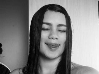 AlahyaDifiori - Live porn &amp; sex cam - 21040670