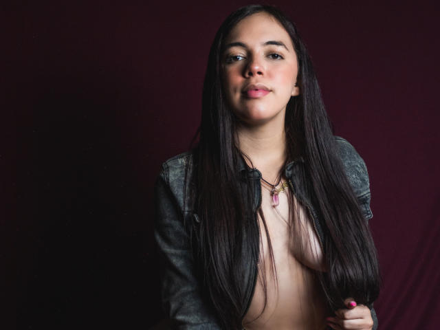 LucianaBeckett - Live porn &amp; sex cam - 21041326