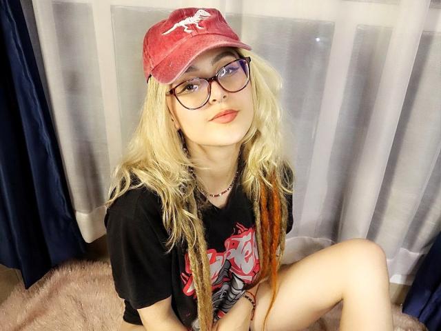 CarolineJones69 - сексуальная веб-камера в реальном времени - 21041806