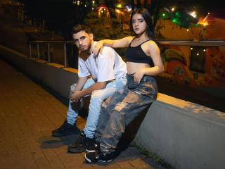 AriannaAndFrank - Sexe cam en vivo - 21045750