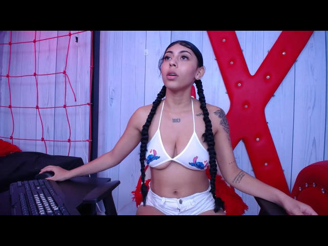 IsaaSexy69 - Live porn &amp; sex cam - 21046582