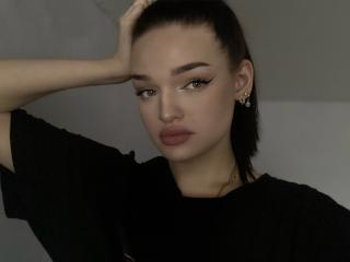 ZemfiraCharli - Live porn &amp; sex cam - 21047466
