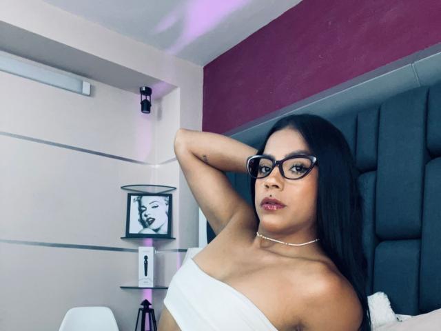 Amberv - Live porn &amp; sex cam - 21048662