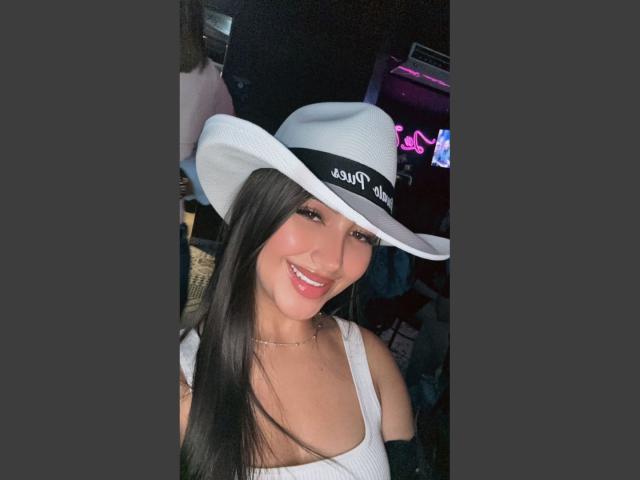 LiliPonky - Live porn &amp; sex cam - 21050422