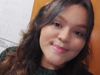 SaritaAdams - Sexe cam en vivo - 21051126