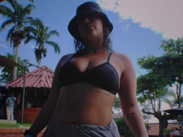 LorenaStevens - Live Sex Cam - 21052046