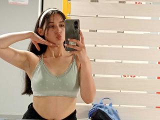 ValeriiNaughty - Live porn &amp; sex cam - 21052962