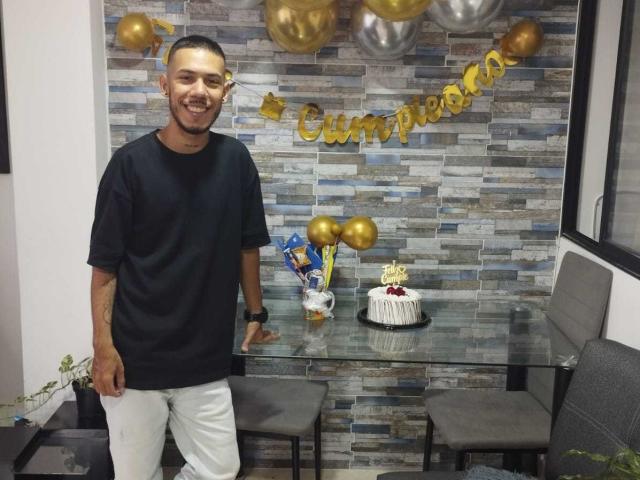 AronFox - Live porn &amp; sex cam - 21056758