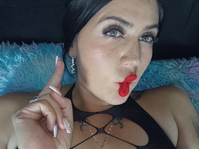 AlexandraJoneess - Élő pornó és szexkamera - 21060306