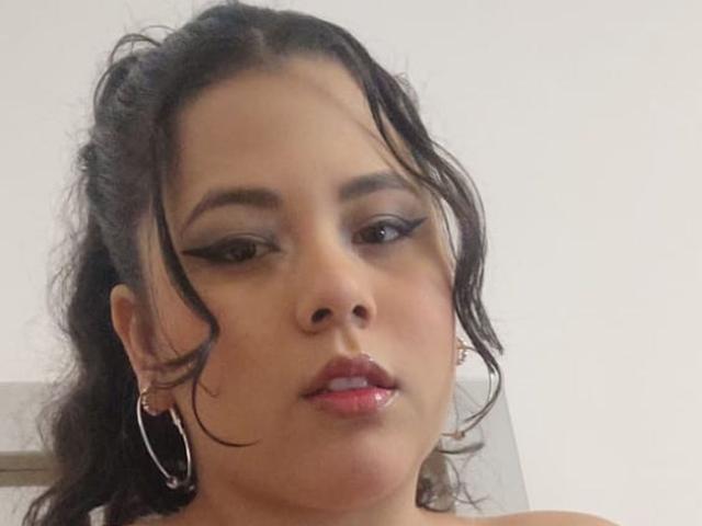 BrandyLopez - Live porn &amp; sex cam - 21060378