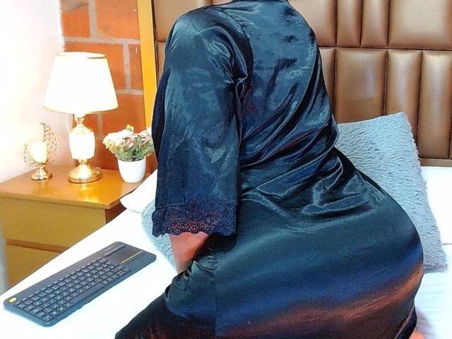 JackelineRoset - сексуальная веб-камера в реальном времени - 21063126