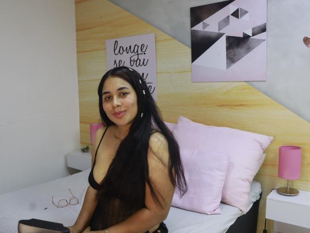 AratnzaRain - Live porn &amp; sex cam - 21065406