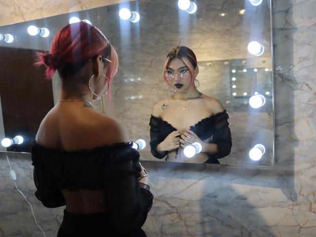 SofiFoxy - Live porn &amp; sex cam - 21066690