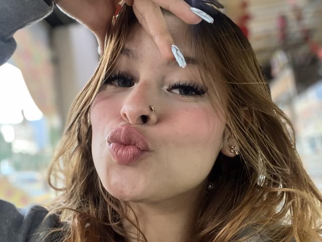 ShantalSummer - Live porn &amp; sex cam - 21067314