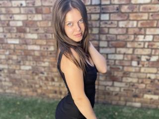 ChadeOnly - Live porn &amp; sex cam - 21070414