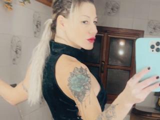 Alisssa - Live porn &amp; sex cam - 21072678