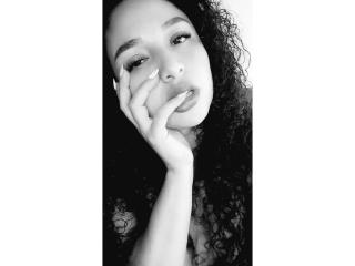 MelaniMouille - Sexe cam en vivo - 21073834