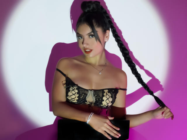 LenaPineli - פורנו בשידור חי ומצלמת סקס - 21075210