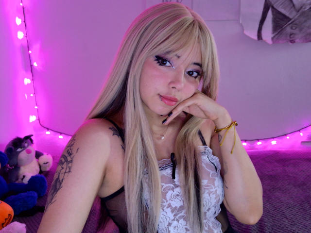 Arieyaara - Live porn &amp; sex cam - 21076098