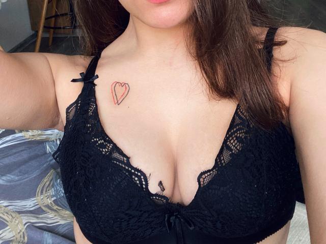 Kametia - Live porno og sexkamera - 21076534