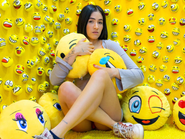 NicoColeman - Live porn &amp; sex cam - 21078074