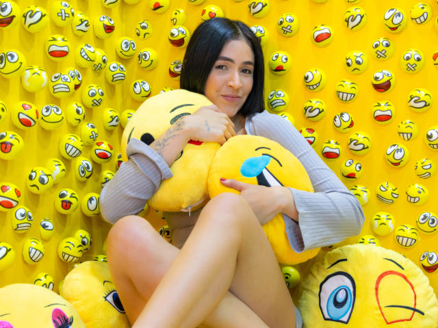 NicoColeman - Live sex cam - 21078114