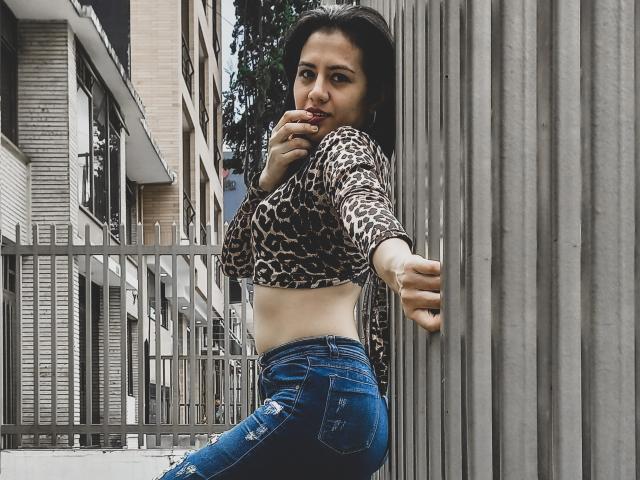 GoldDiamonds - Live porn &amp; sex cam - 21079866