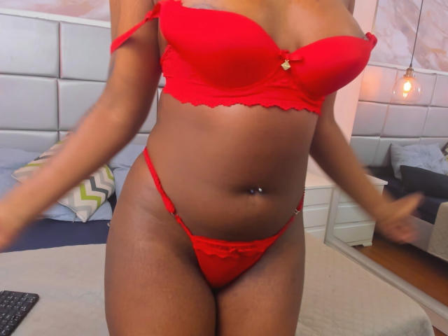 NailahMoreau - Live porn &amp; sex cam - 21080218