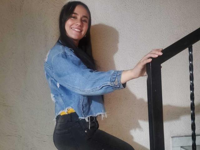 LilaRusell - פורנו בשידור חי ומצלמת סקס - 21080522