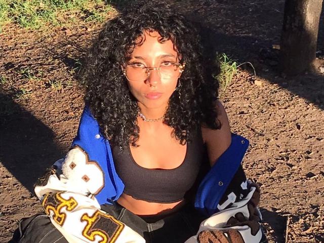 NixEris - Live porn &amp; sex cam - 21080854