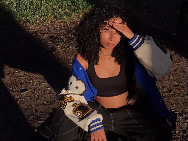 NixEris - Live Sex Cam - 21080934