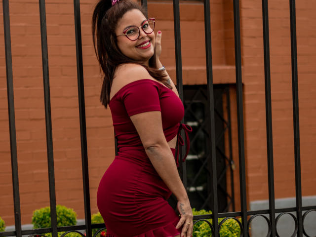 MorganMoretz - сексуальная веб-камера в реальном времени - 21081970